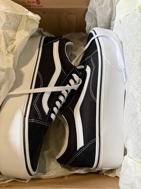 Vans Platform Old Skool - Black & White